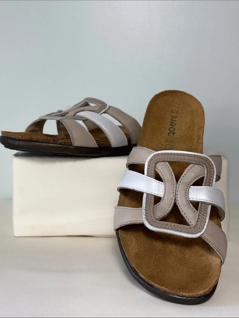 Naot women’s liv